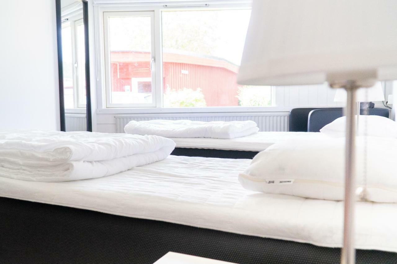 Karlskoga Folkhoegskola Vandrarhem Udden Ngoại thất bức ảnh